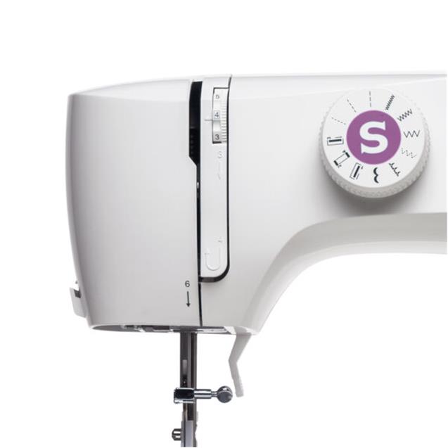 Maquina Singer Recto/Zigzag 6 Puntadas Luz (M1605C) - Imagen 3