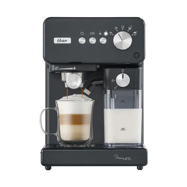 Cafetera Oster Express 15 Bares Black (EM6604BAR) - Imagen 2